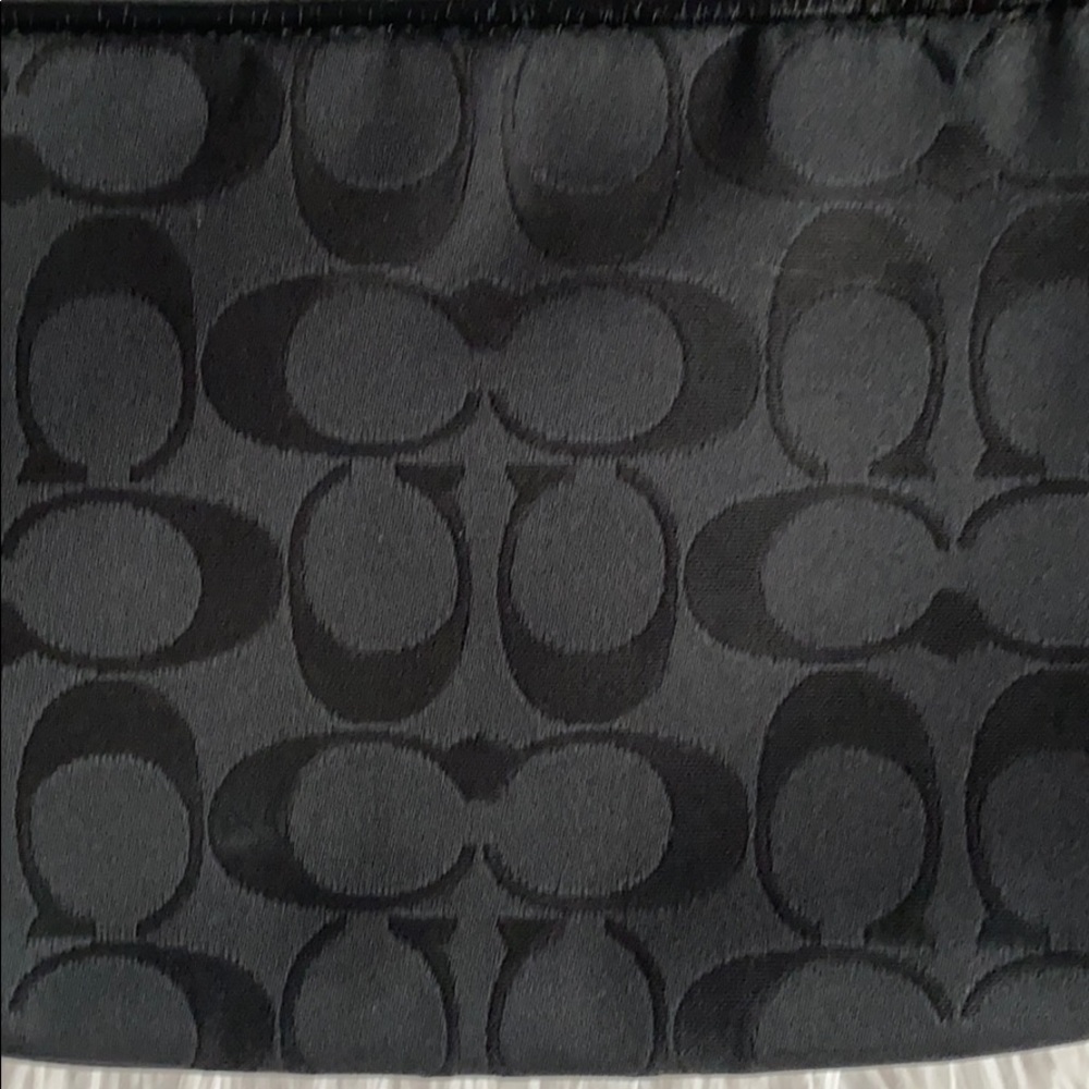 Wristlet - Picture 3 of 7